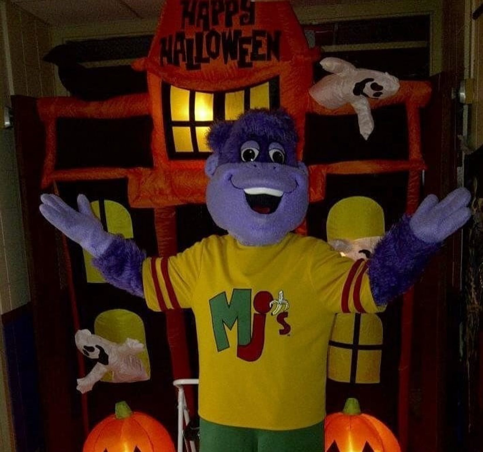 5 Fun Halloween Activities For Families Monkey Joe s